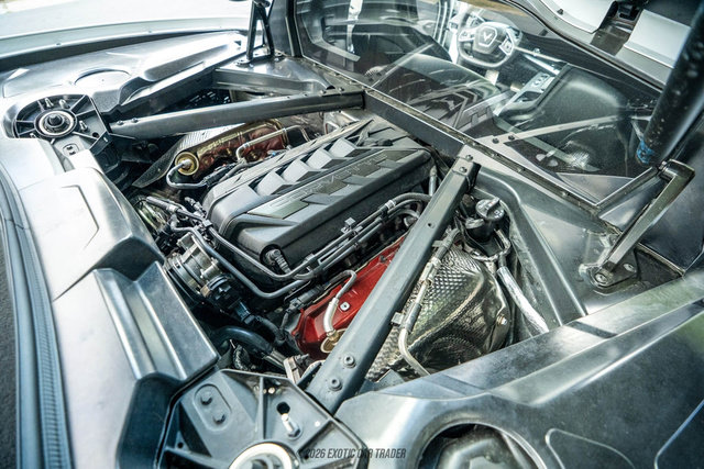Used 2025 Chevrolet Corvette Stingray Preferred Cpe w/ Z51 Performance Package RWD image 17