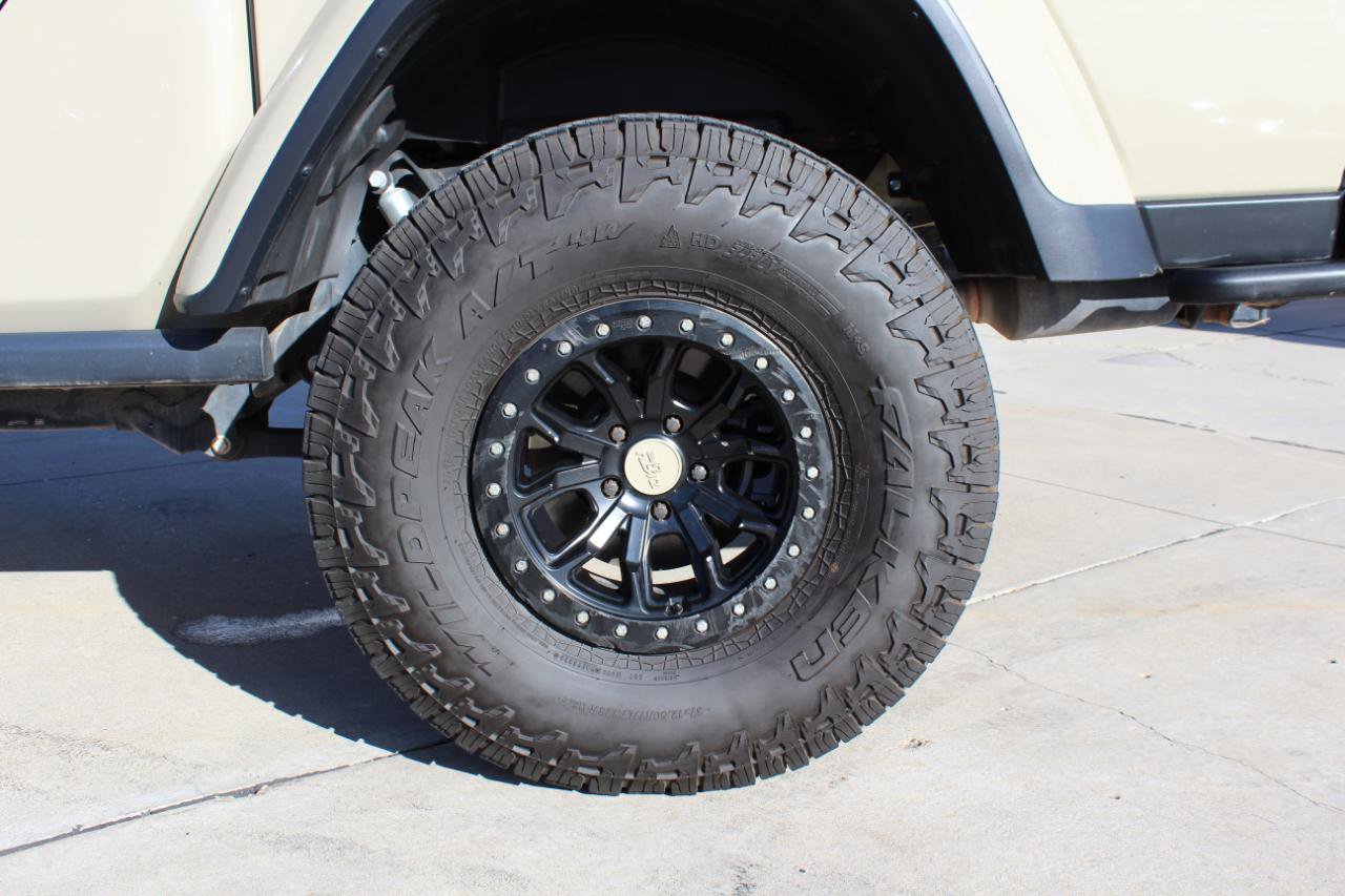 Used 2020 Jeep Gladiator Rubicon AWD/4WD image 43