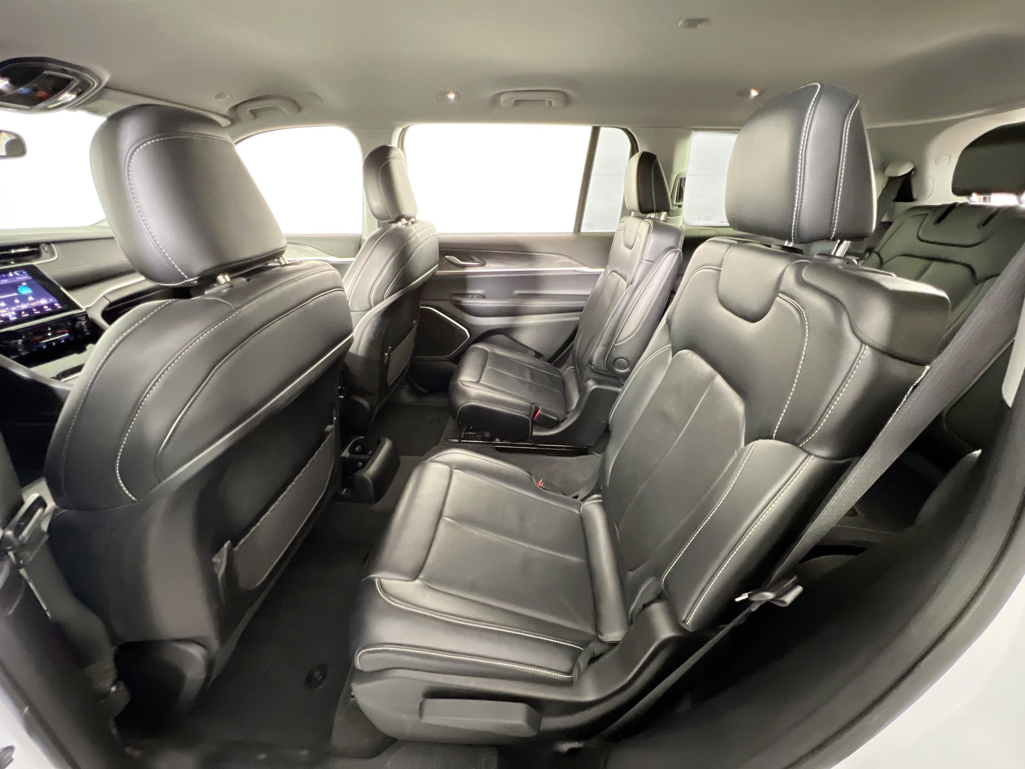 Used 2021 Jeep Grand Cherokee L Limited image 23