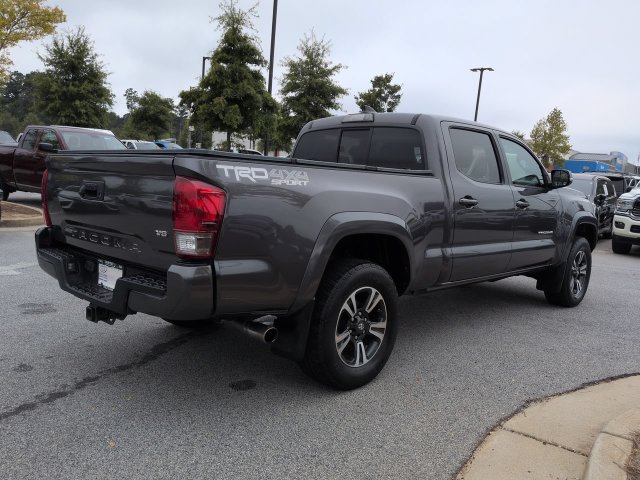 Used 2016 Toyota Tacoma TRD Sport w/ Towing Package AWD/4WD image 4