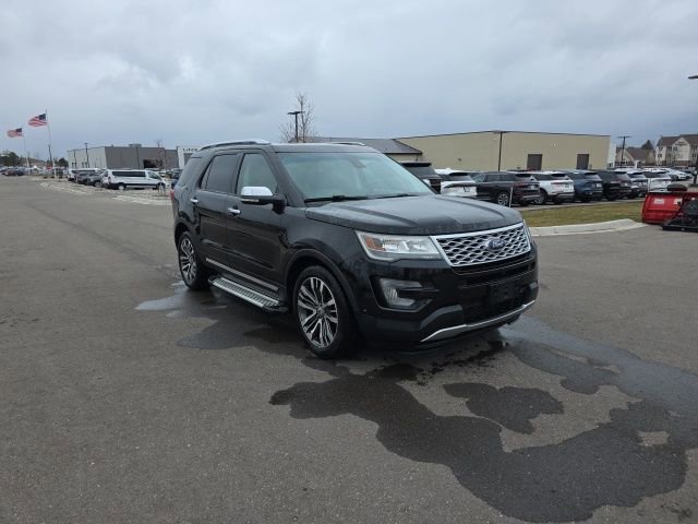 Used 2016 Ford Explorer Platinum image 3