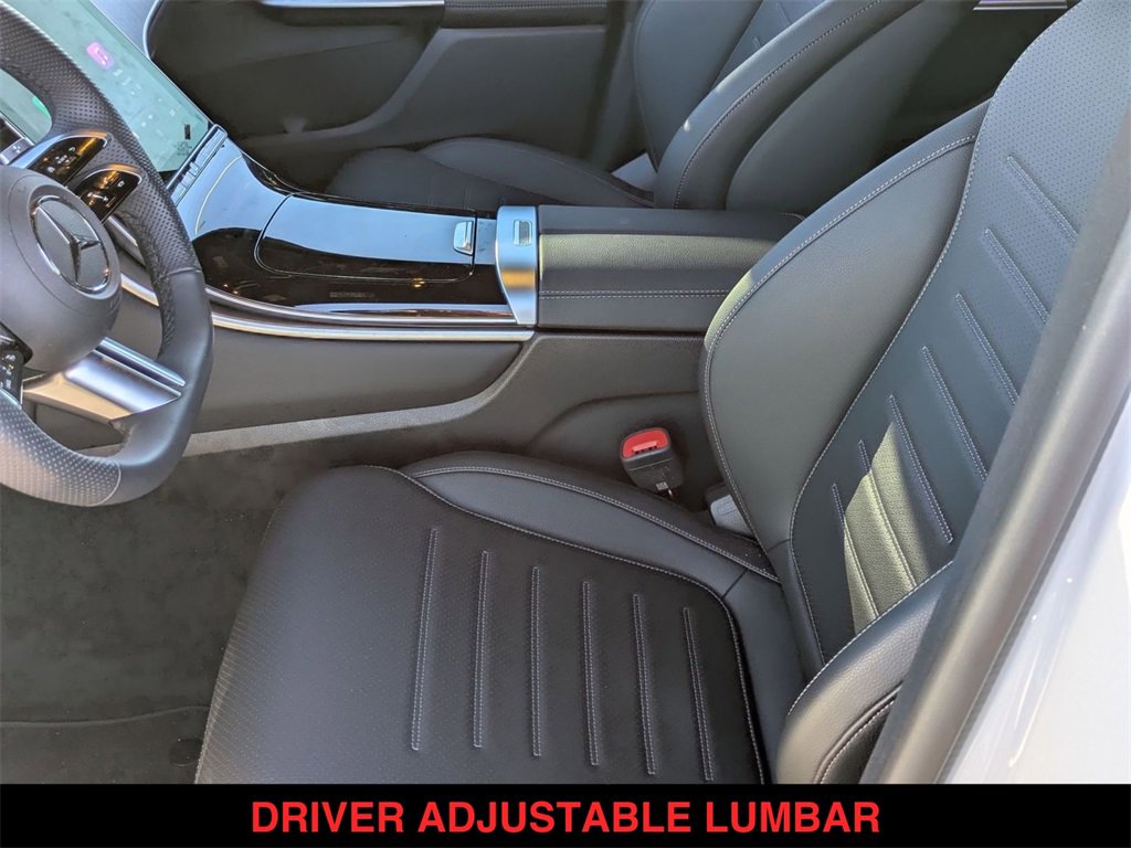 Used 2025 Mercedes-Benz GLC 300 GLC 300 image 2