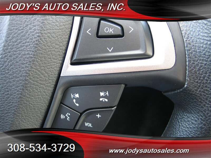 Used 2018 Ford Fusion SE FWD image 13