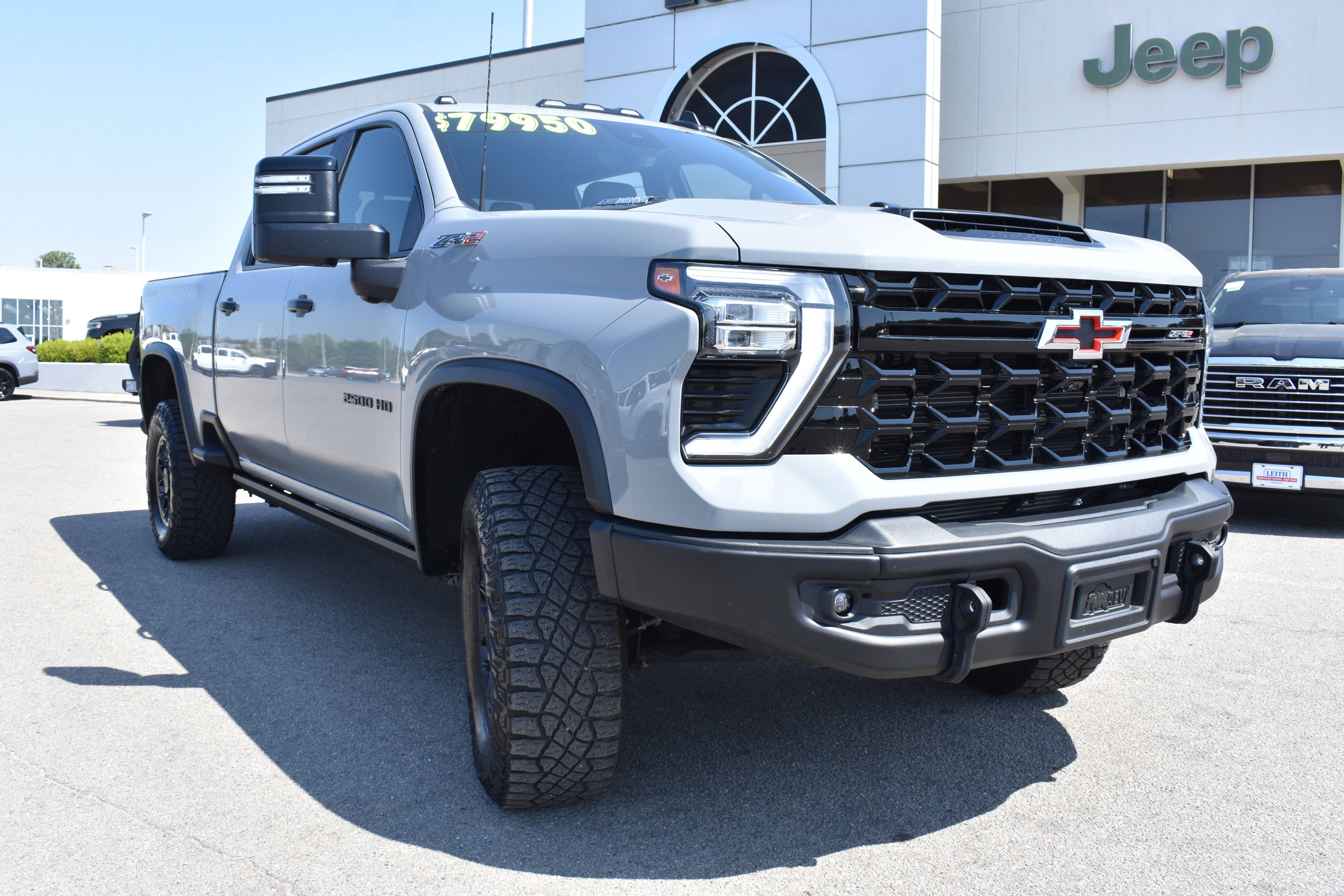 Used 2024 Chevrolet Silverado 2500 ZR2 w/ ZR2 Bison Edition AWD/4WD image 3