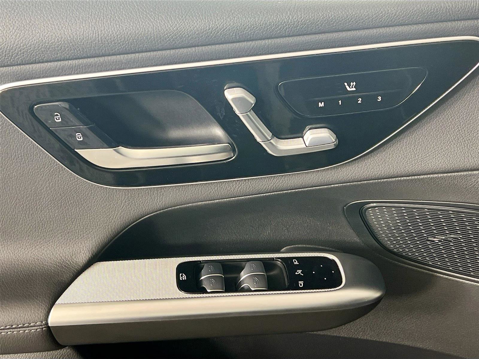 Certified 2026 Mercedes-Benz GLC 300 4MATIC image 18