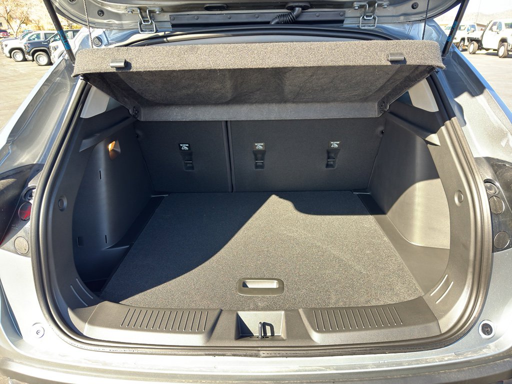 Used 2026 Chevrolet Trax LT w/ LT Convenience Package image 11