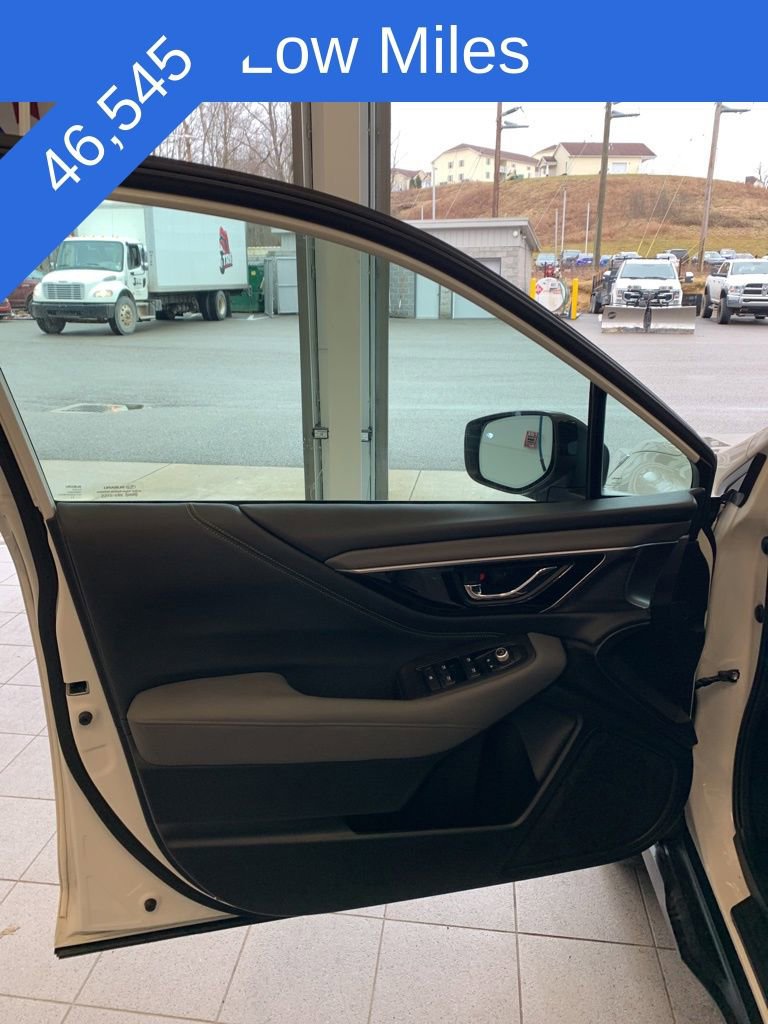 Certified 2023 Subaru Outback Onyx Edition image 2