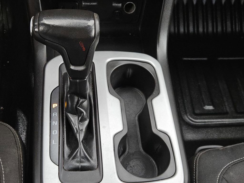 Used 2020 Chevrolet Colorado LT w/ Safety Package image 13