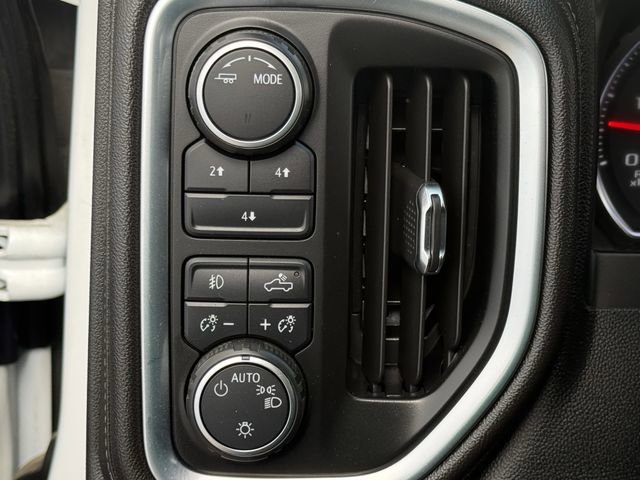 Used 2022 Chevrolet Silverado 2500 LT w/ Convenience Package AWD/4WD image 25