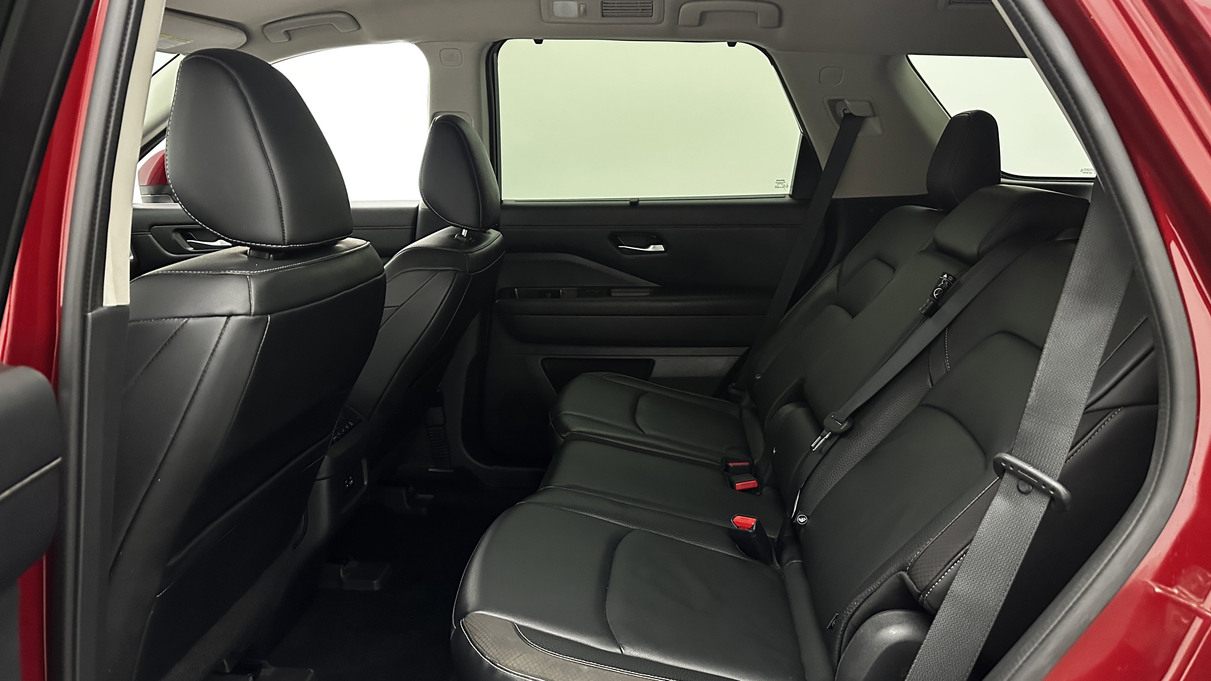Used 2022 Nissan Pathfinder SL FWD image 30