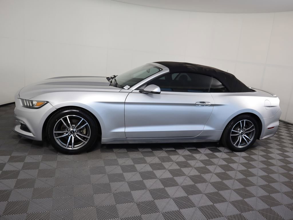 Used 2016 Ford Mustang Premium image 16