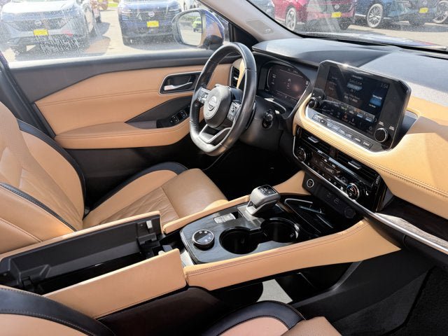 Certified 2023 Nissan Rogue Platinum w/ Platinum Premium Package AWD/4WD image 16