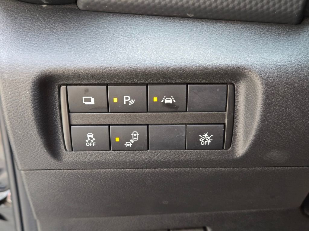 Used 2024 Nissan Kicks S FWD image 28