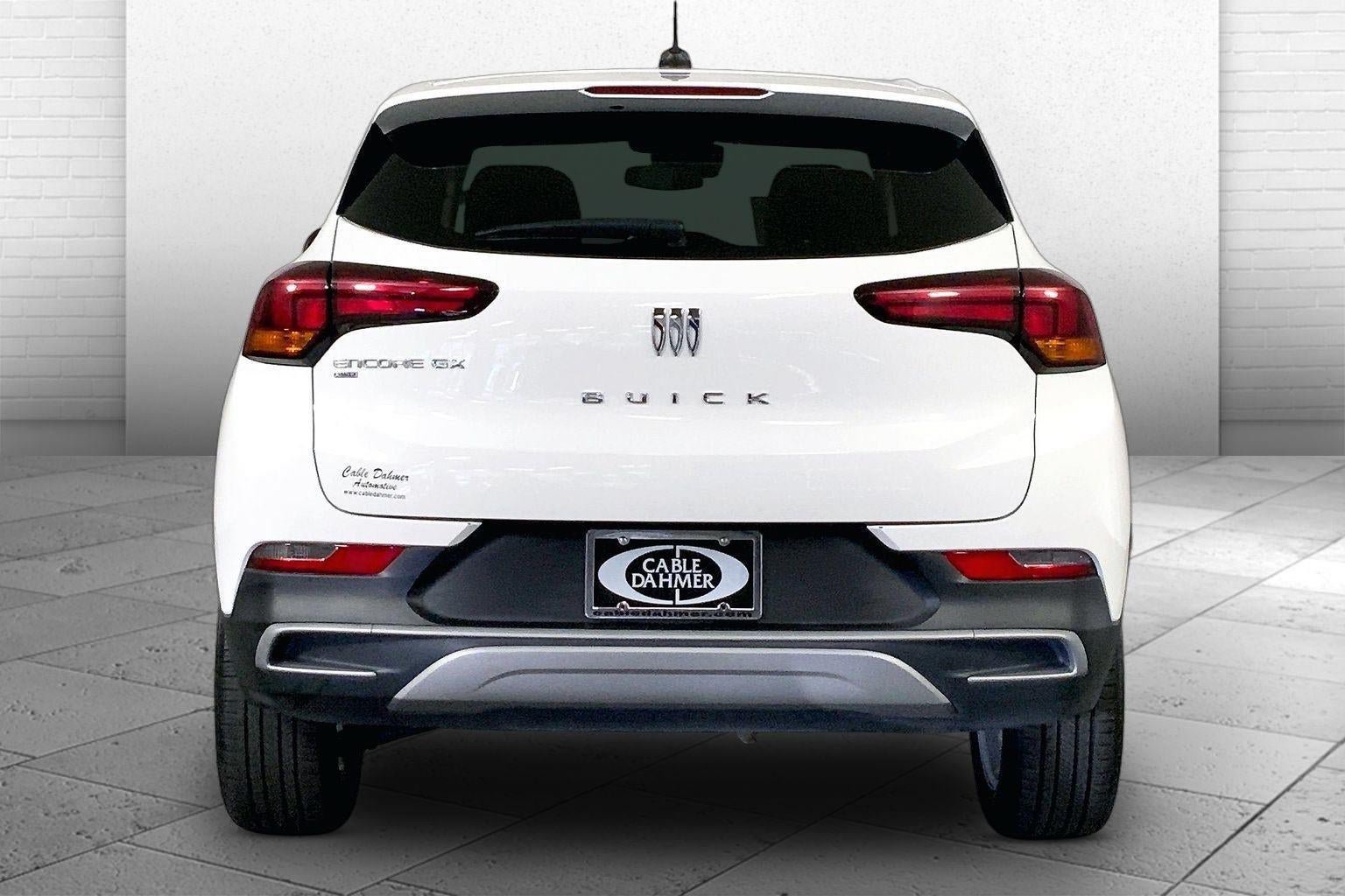 Used 2025 Buick Encore GX Preferred AWD/4WD image 3