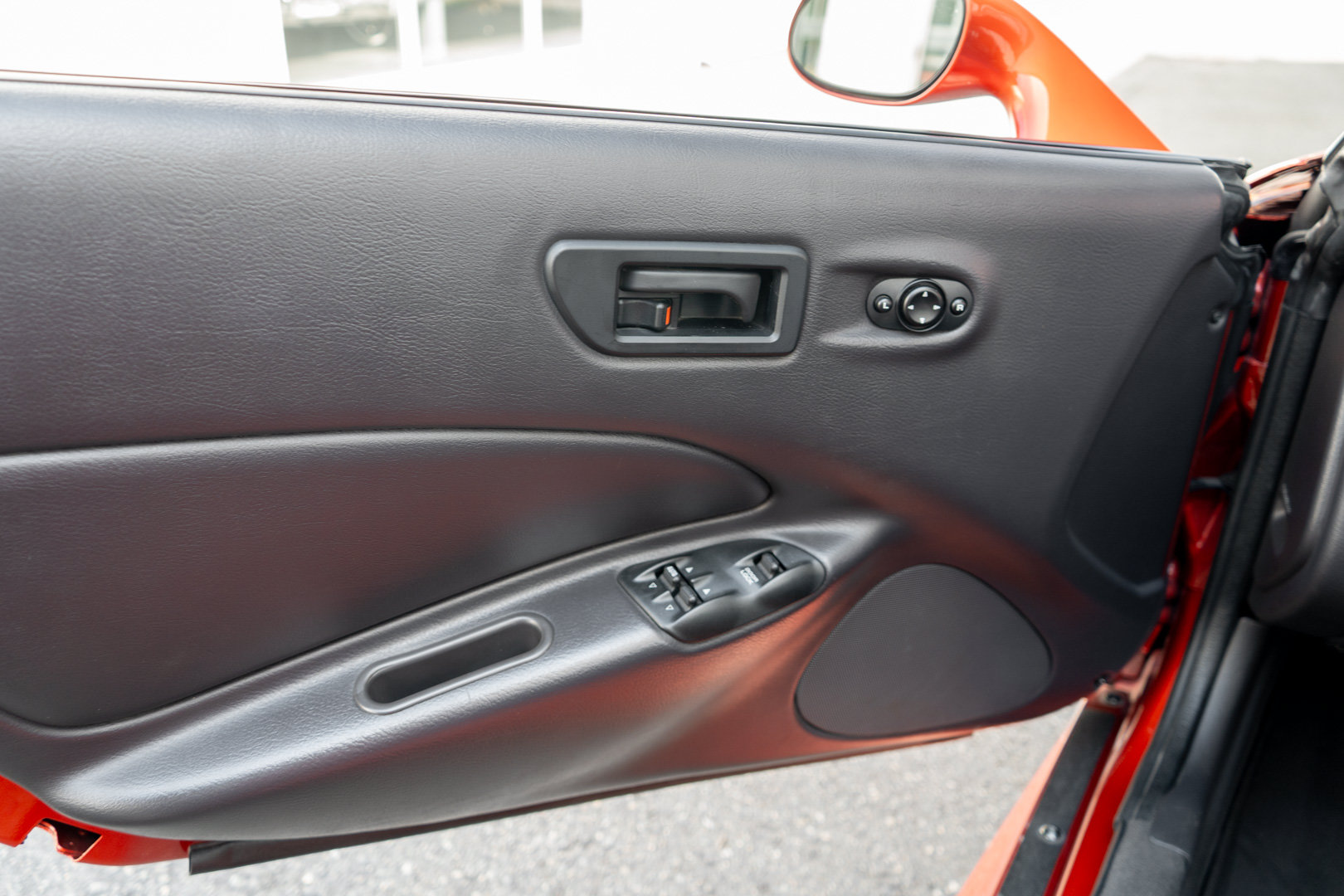 Used 2001 Plymouth Prowler RWD image 9