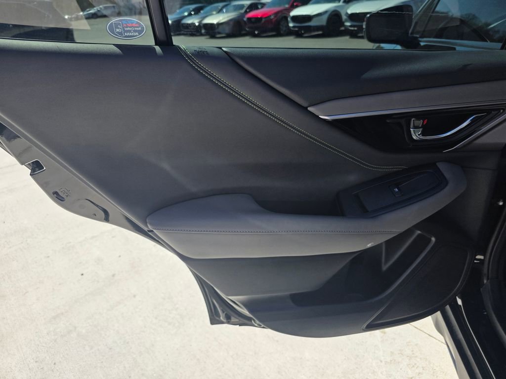 Used 2023 Subaru Outback Onyx Edition AWD/4WD image 9