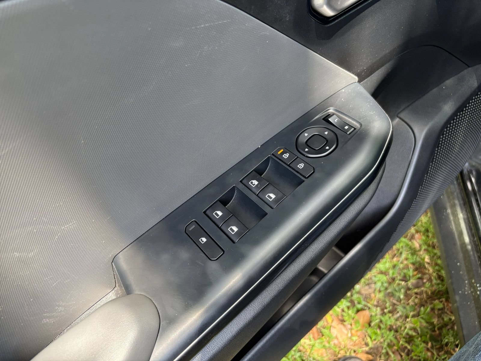 Used 2025 Kia K4 FWD image 18