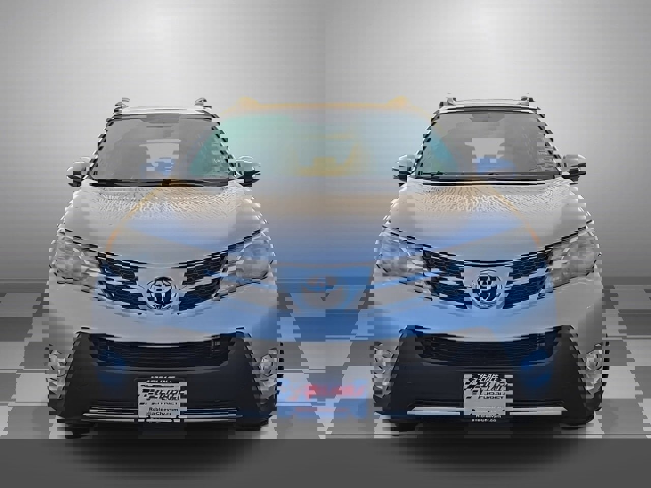 Used 2015 Toyota RAV4 XLE image 2