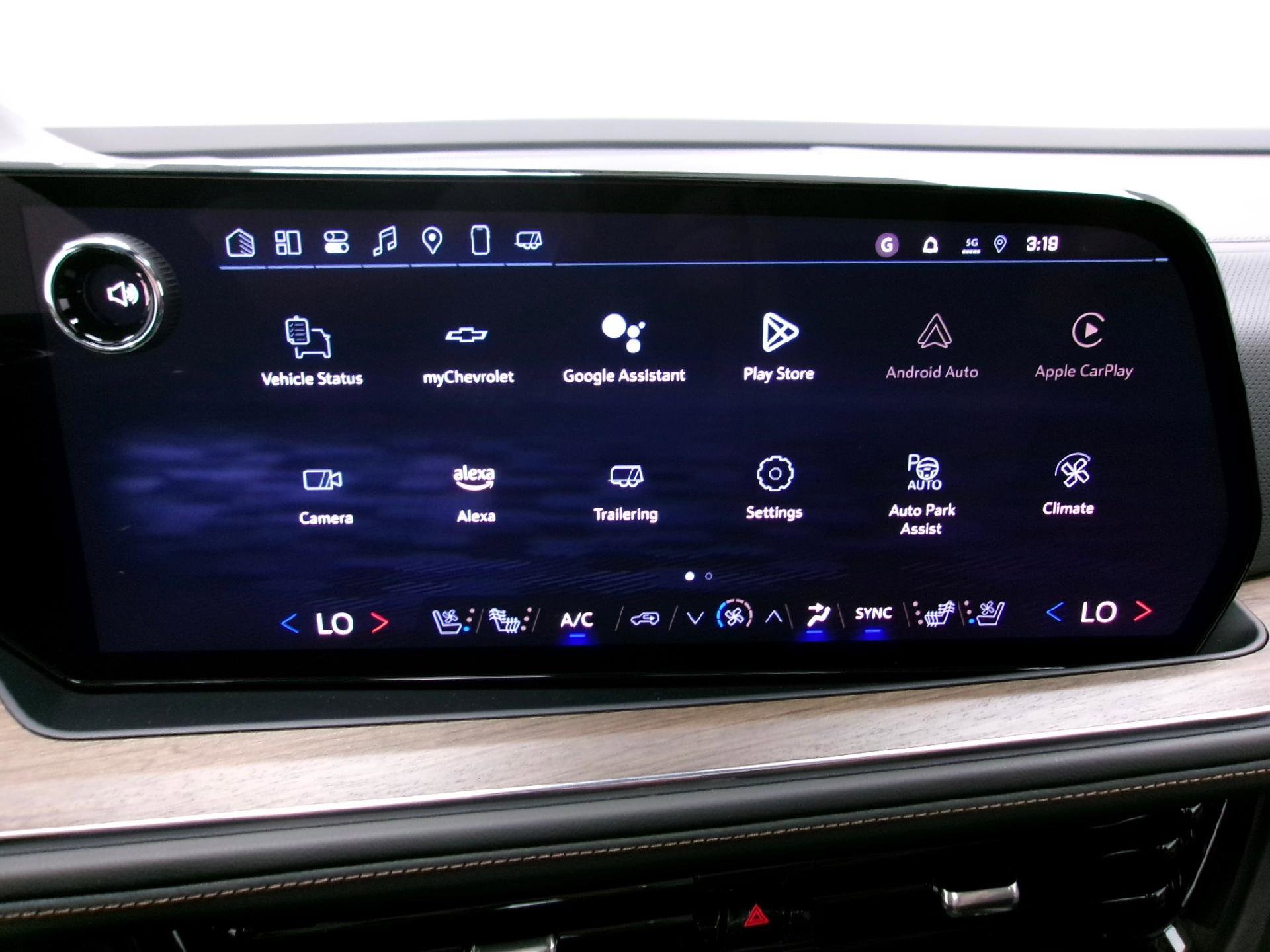 New 2025 Chevrolet Suburban High Country image 6