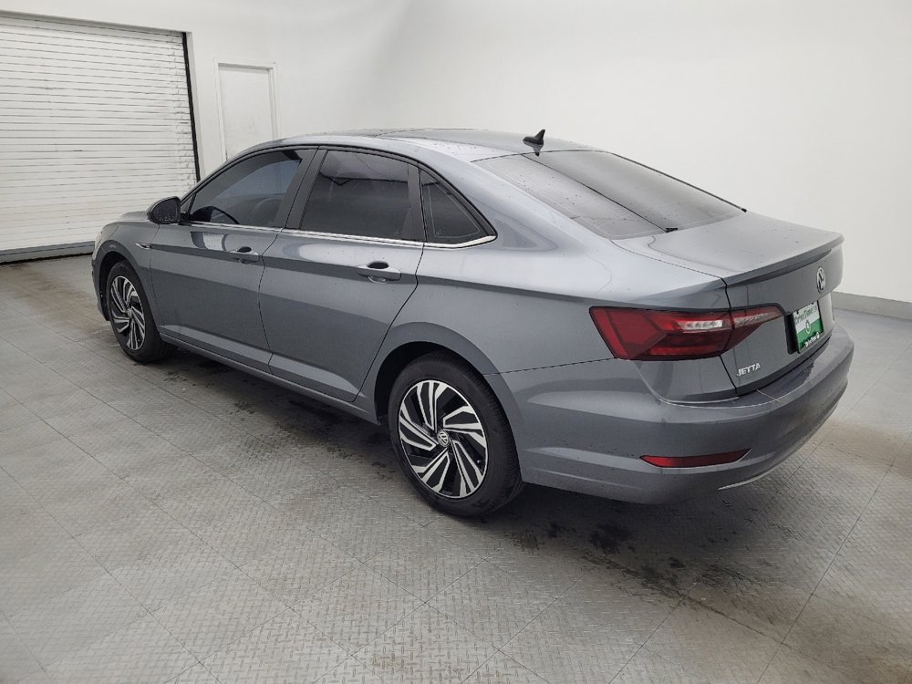 Used 2020 Volkswagen Jetta SEL image 3