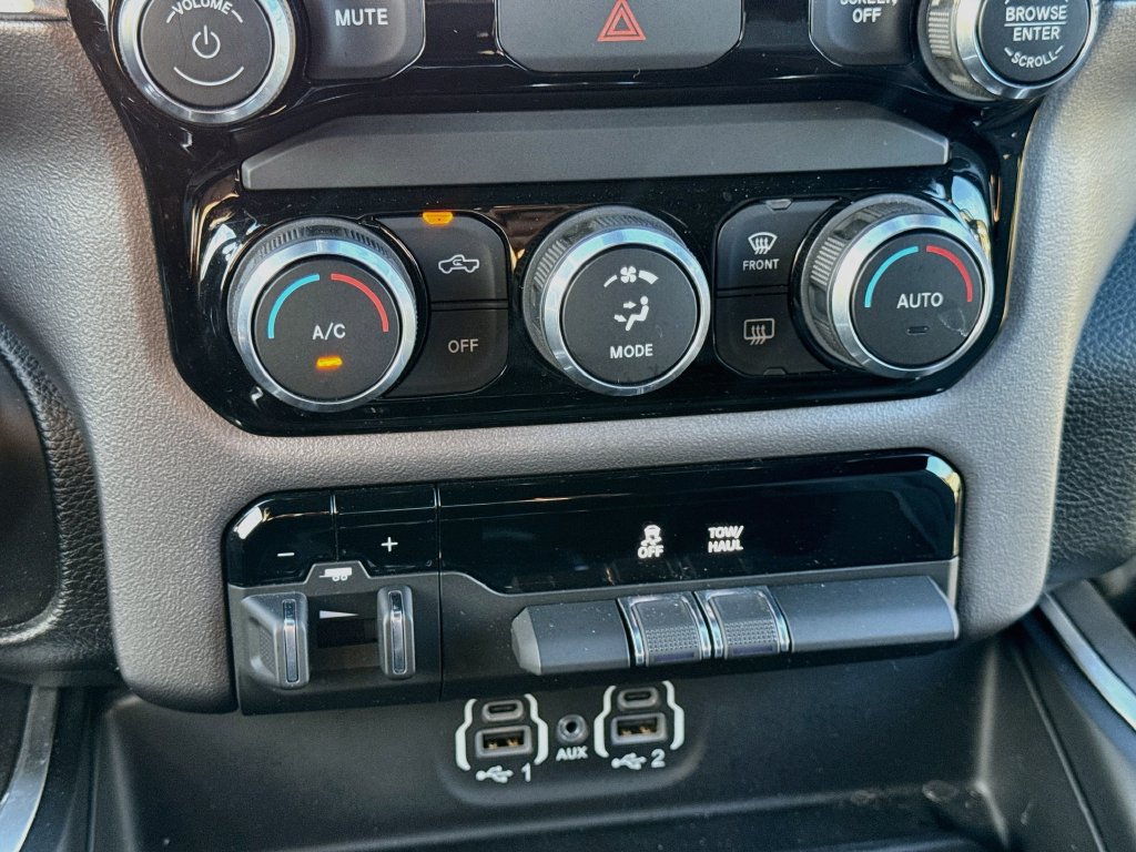 Used 2022 RAM 1500 Lone Star AWD/4WD image 17
