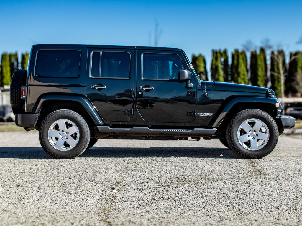 Used 2012 Jeep Wrangler Unlimited Sahara w/ Connectivity Group image 2