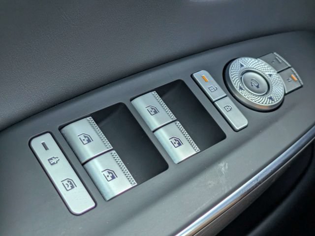 Used 2026 Genesis GV70 2.5T Select AWD/4WD image 16