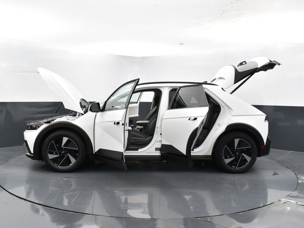 New 2025 Hyundai Ioniq 5 SEL image 41