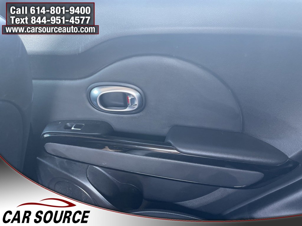 Used 2018 Kia Soul ! image 17