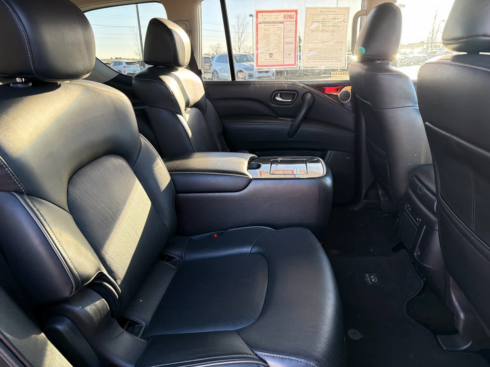 Used 2024 INFINITI QX80 Luxe image 13