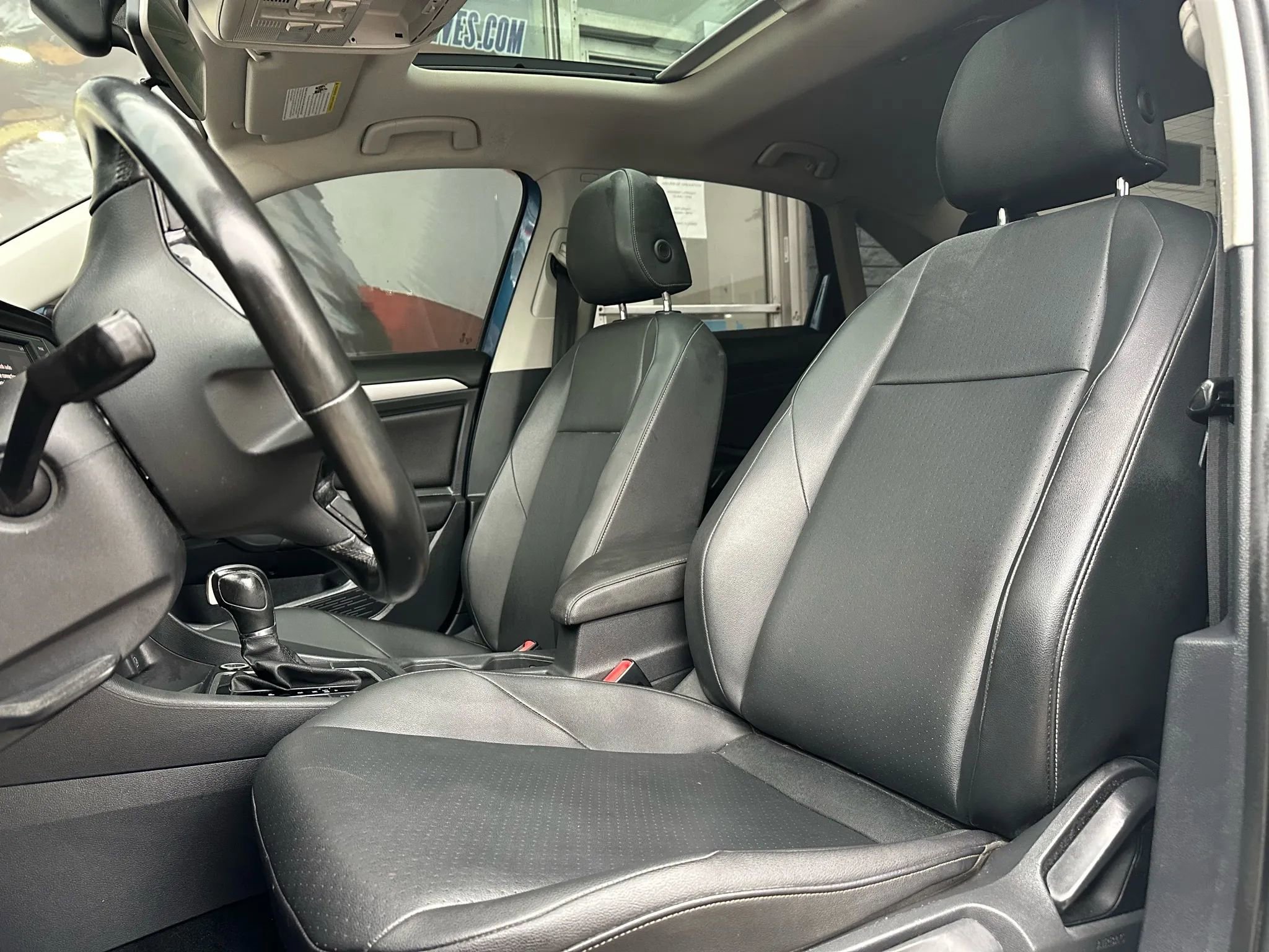 Used 2019 Volkswagen Jetta SE image 9