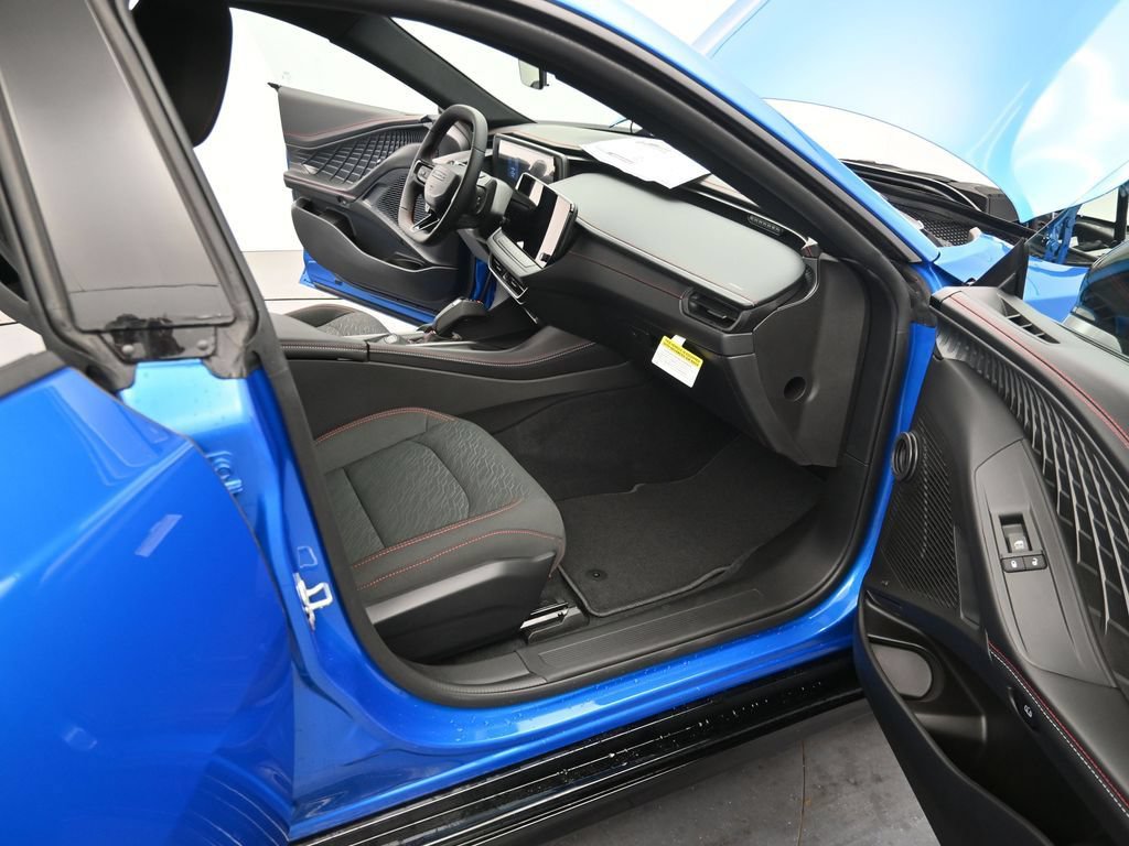 New 2026 Dodge Charger R/T AWD/4WD image 17