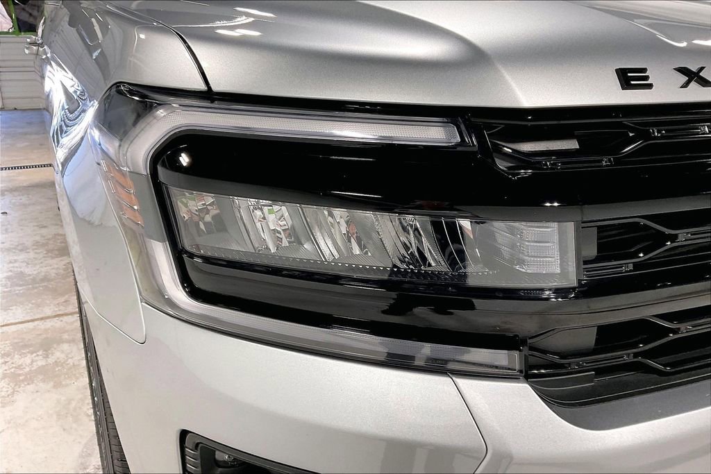 Used 2024 Ford Expedition Limited image 40