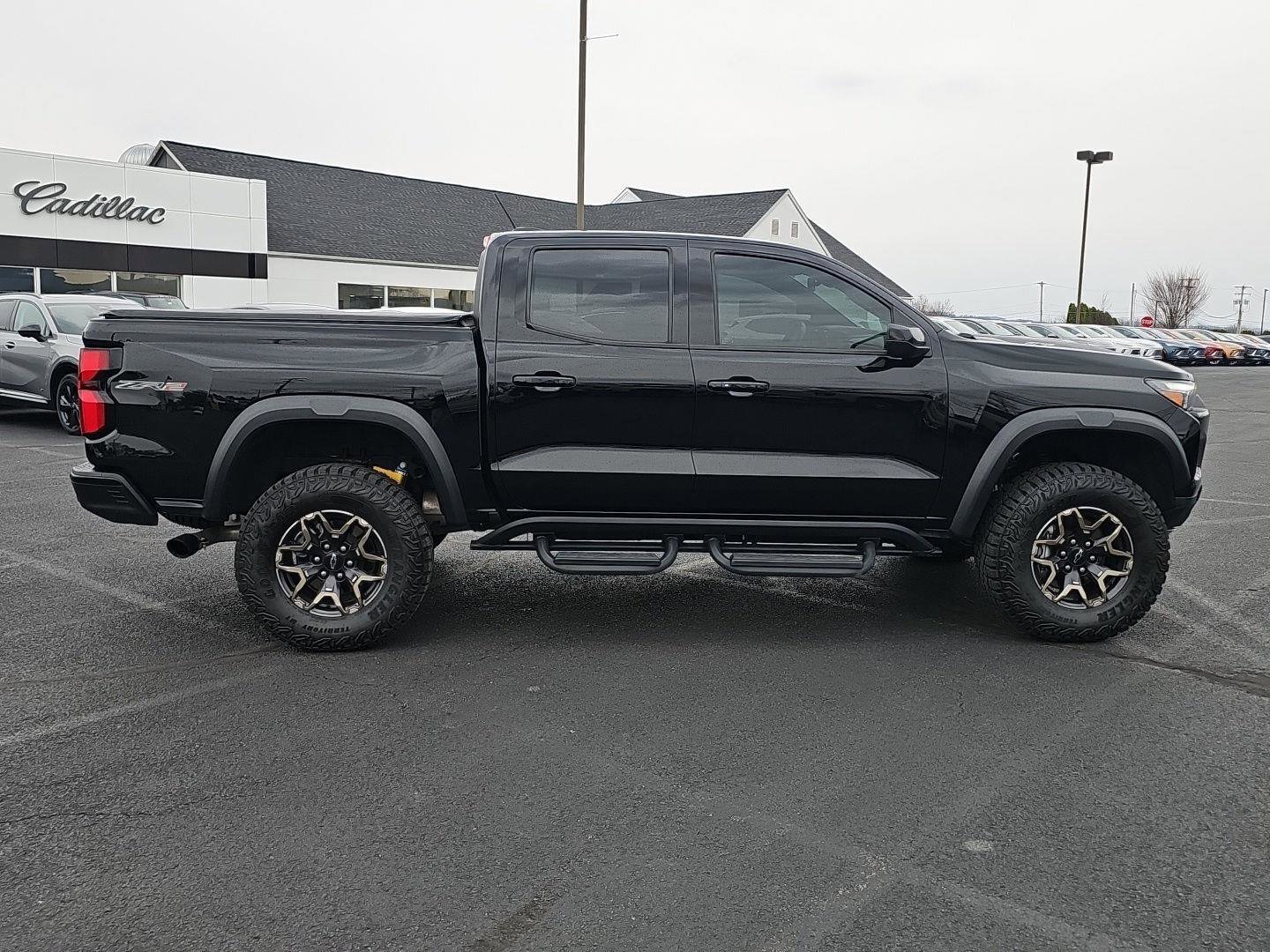 Used 2024 Chevrolet Colorado ZR2 w/ ZR2 Convenience Package III image 4