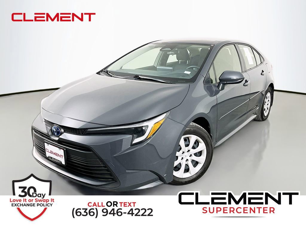 Used 2024 Toyota Corolla LE AWD/4WD image 1