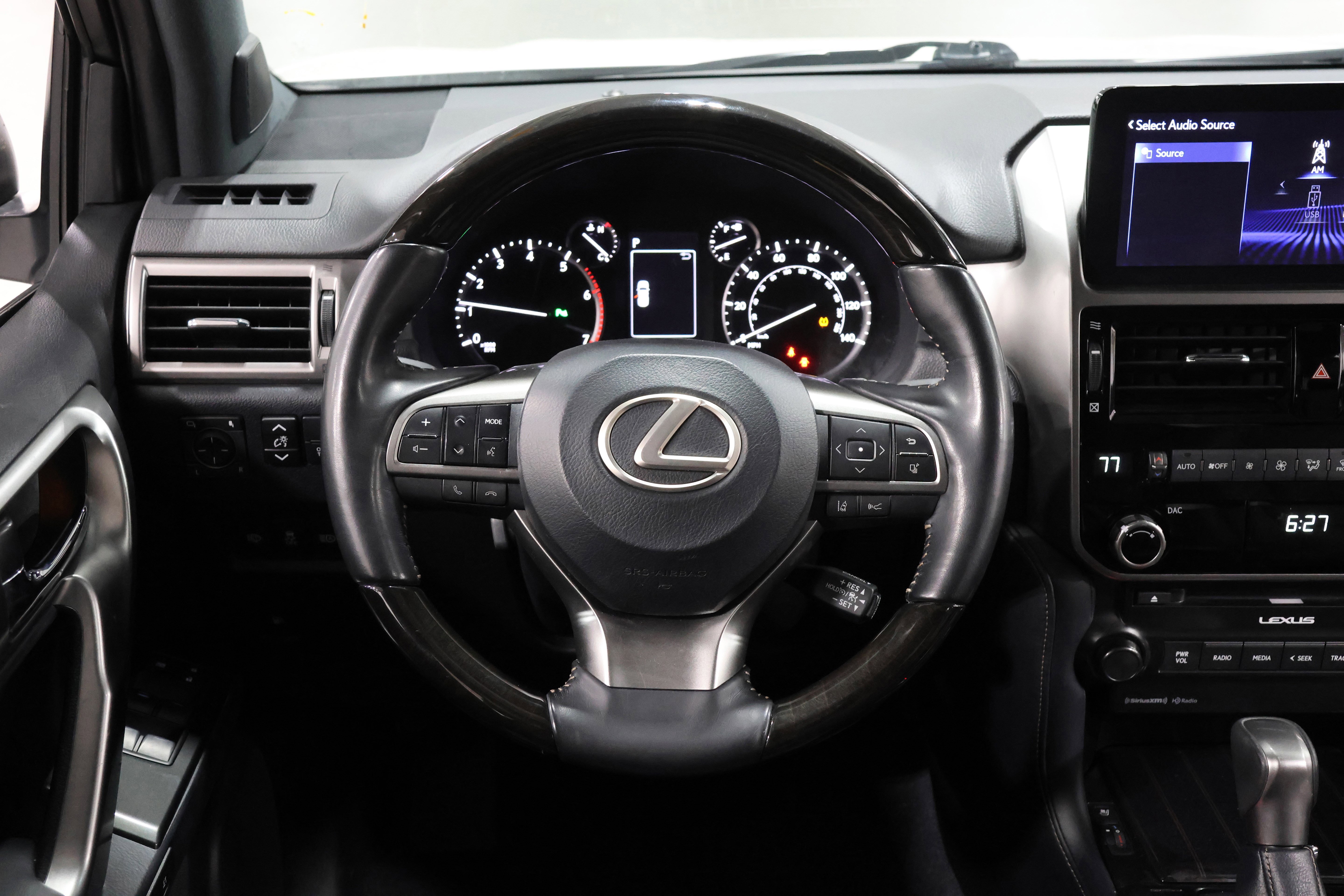 Used 2023 Lexus GX 460 Premium image 18