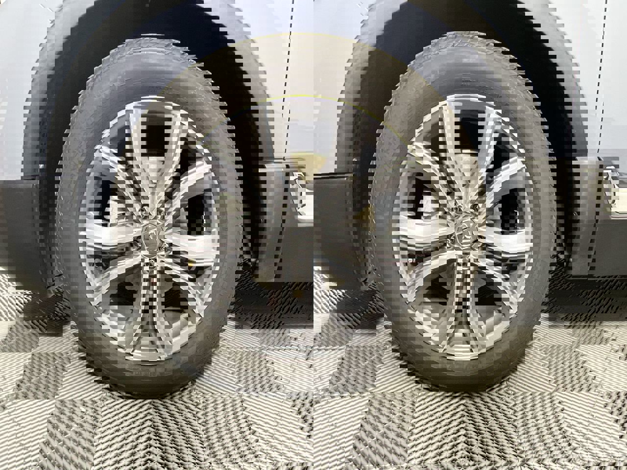 Used 2020 Honda CR-V Touring image 13