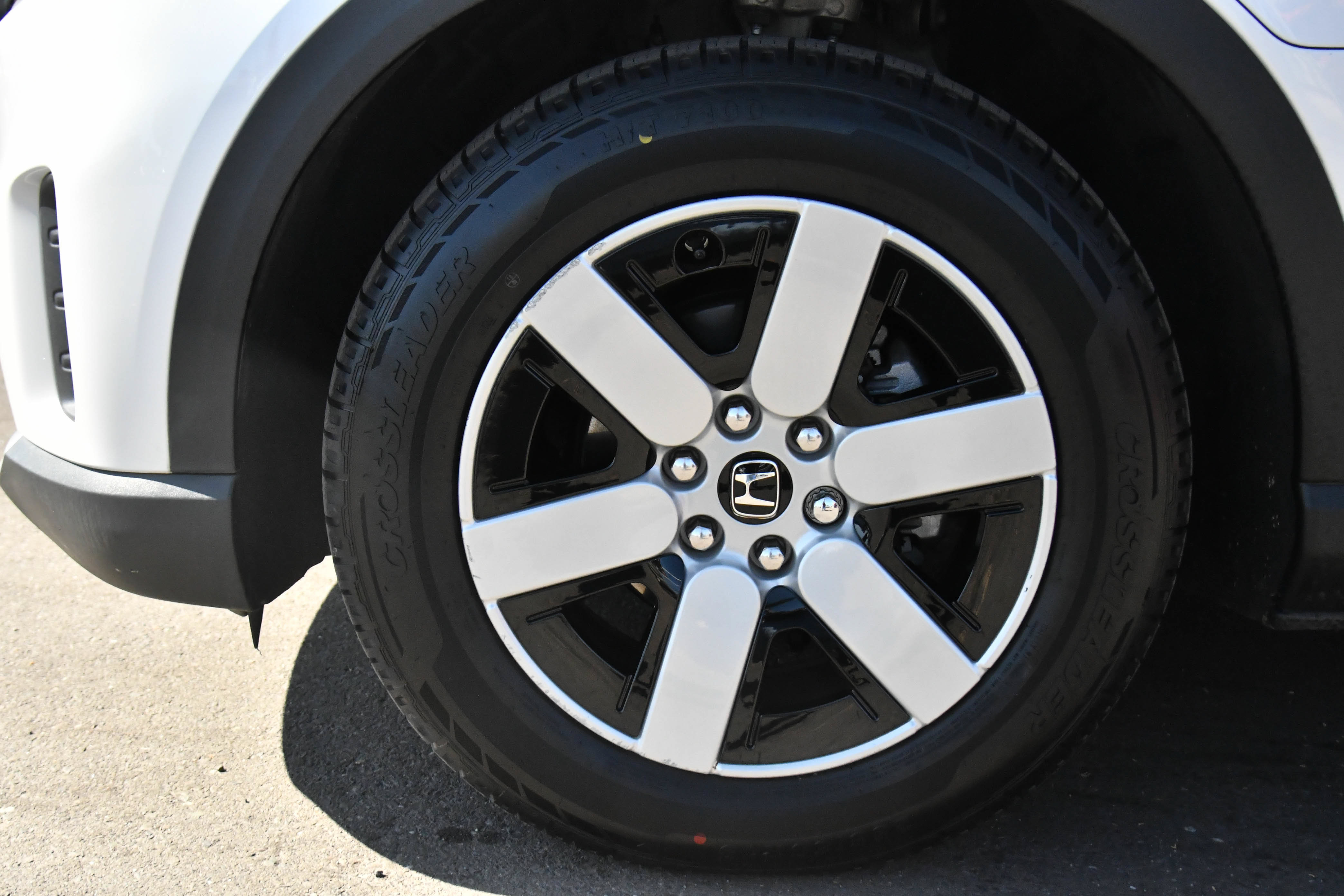 Used 2024 Honda Prologue EX image 12