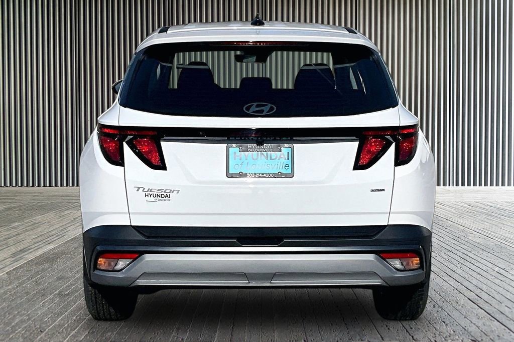 New 2026 Hyundai Tucson SE image 4