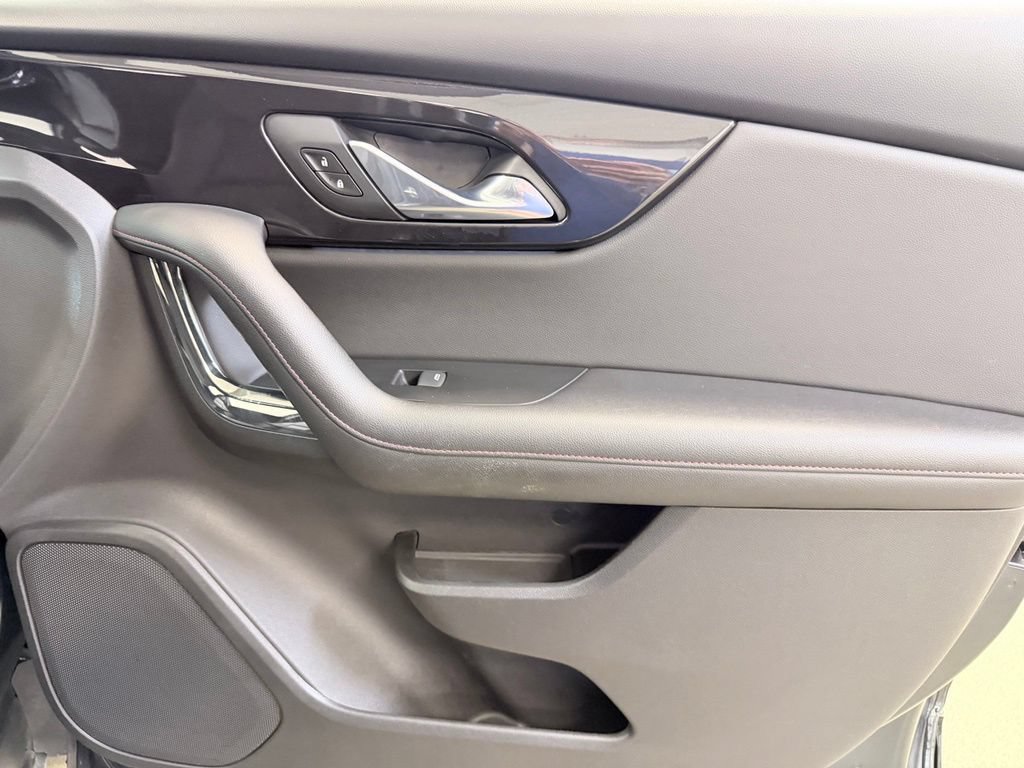 Used 2019 Chevrolet Blazer RS w/ LPO, Floor Liner Package FWD image 36