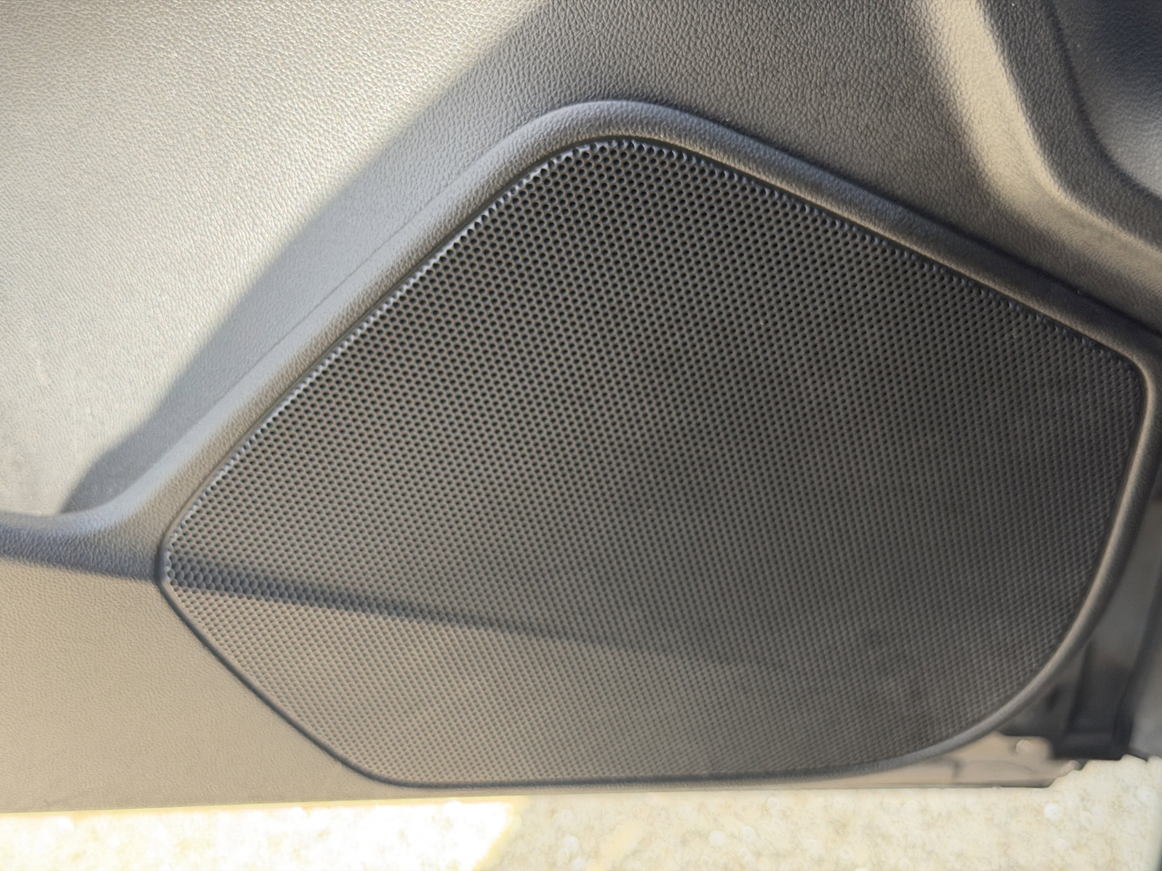 Certified 2023 Cadillac XT4 Premium Luxury w/ Enhanced Visibility Package image 19