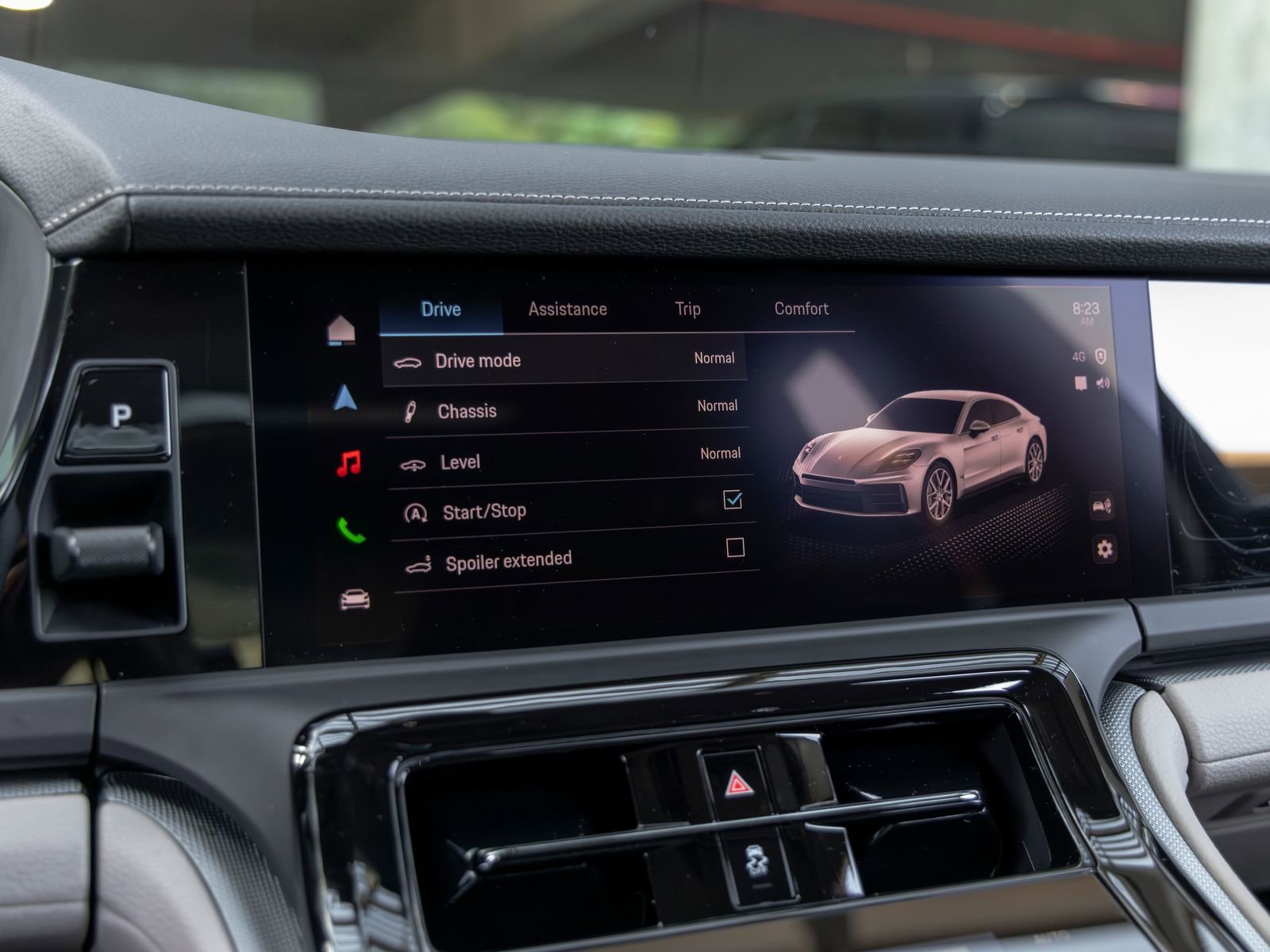 Certified 2025 Porsche Panamera RWD image 34