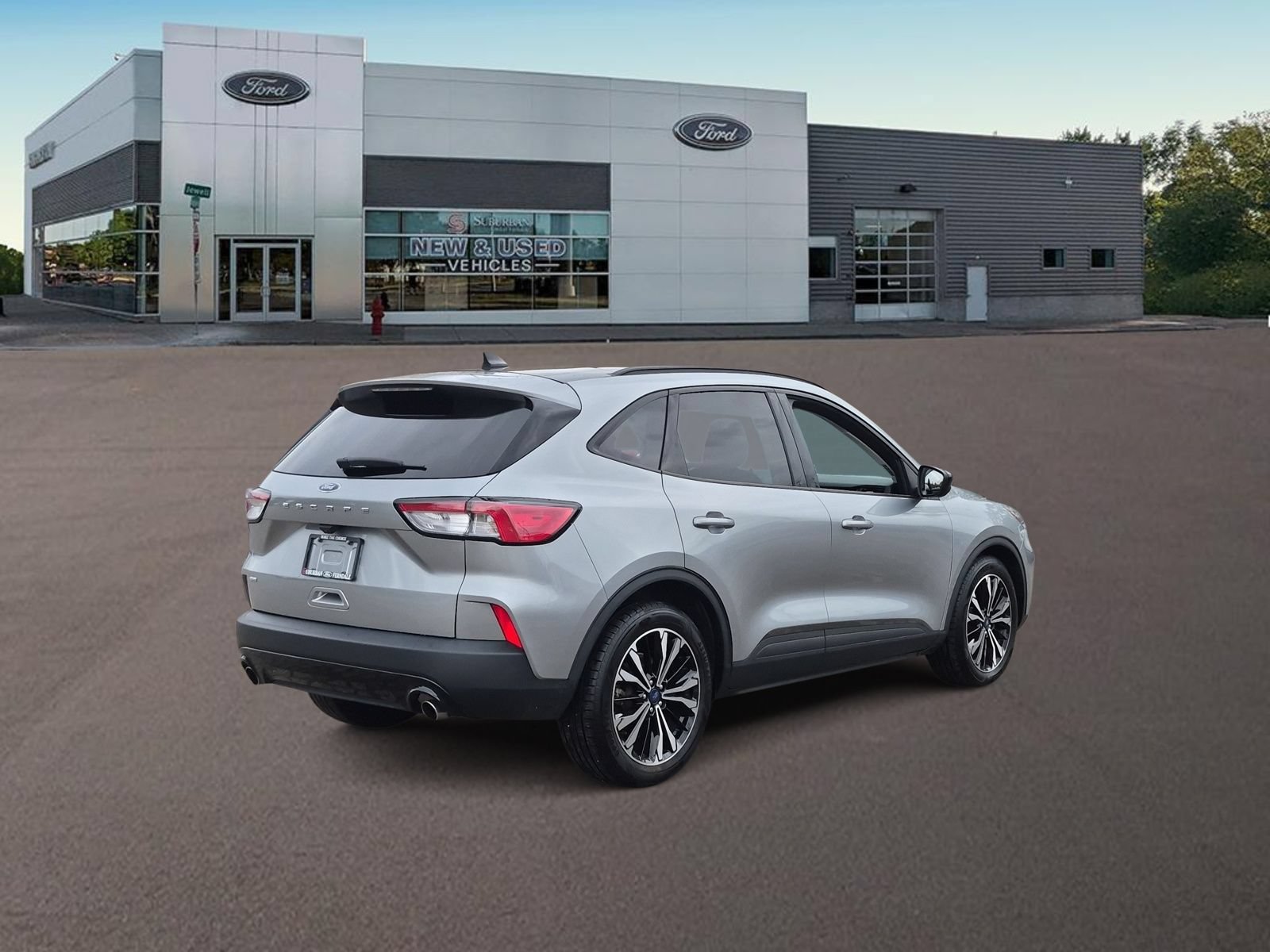Used 2022 Ford Escape SE w/ SE Sport Appearance Package FWD image 9