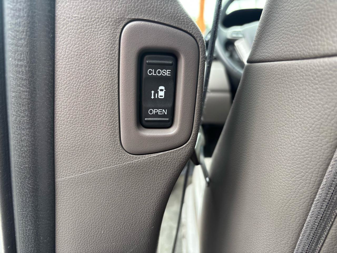 Used 2016 Honda Odyssey EX-L image 25