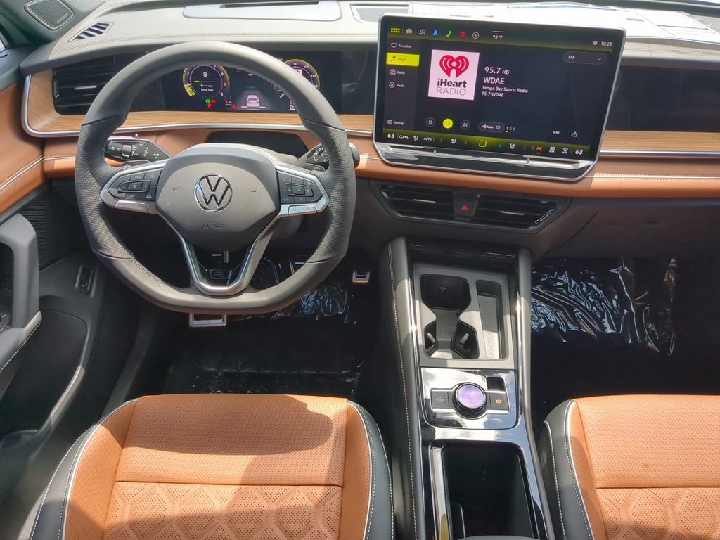 New 2026 Volkswagen Tiguan SEL R-Line AWD/4WD image 13