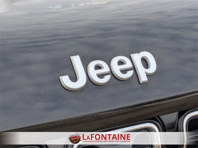 Used 2024 Jeep Grand Cherokee L Limited w/ Luxury Tech Group II image 9