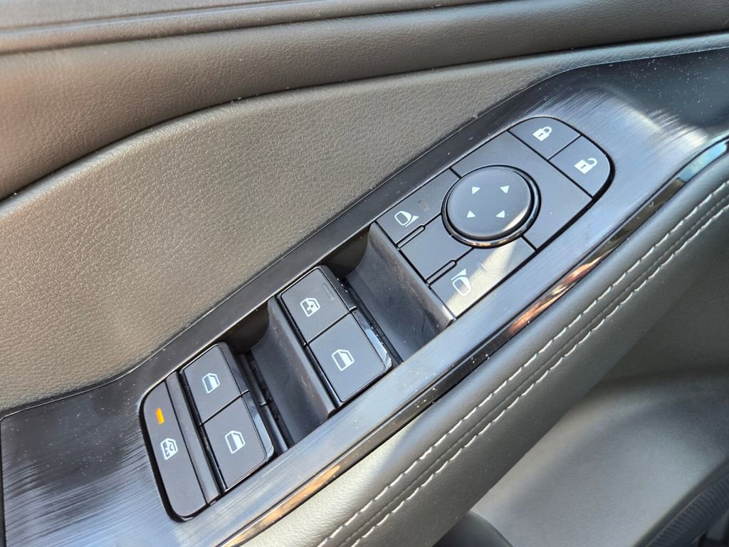 New 2026 Nissan Rogue SV image 12