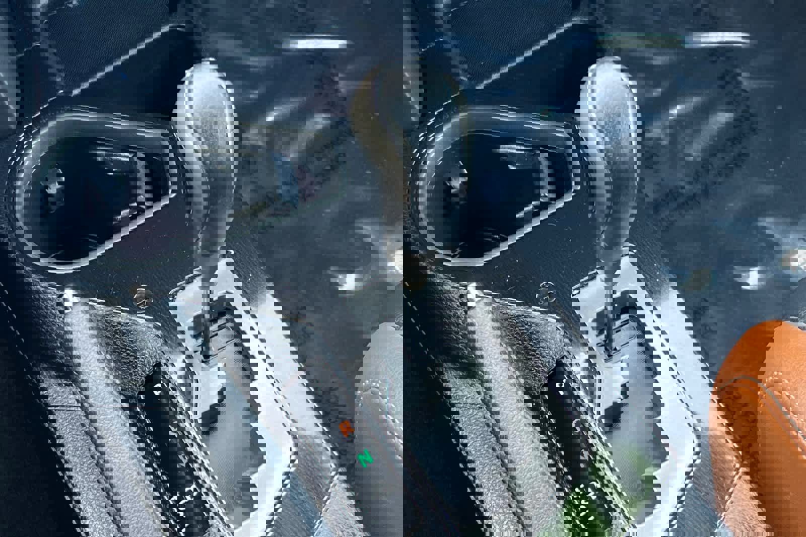 Used 2016 Toyota RAV4 SE image 22