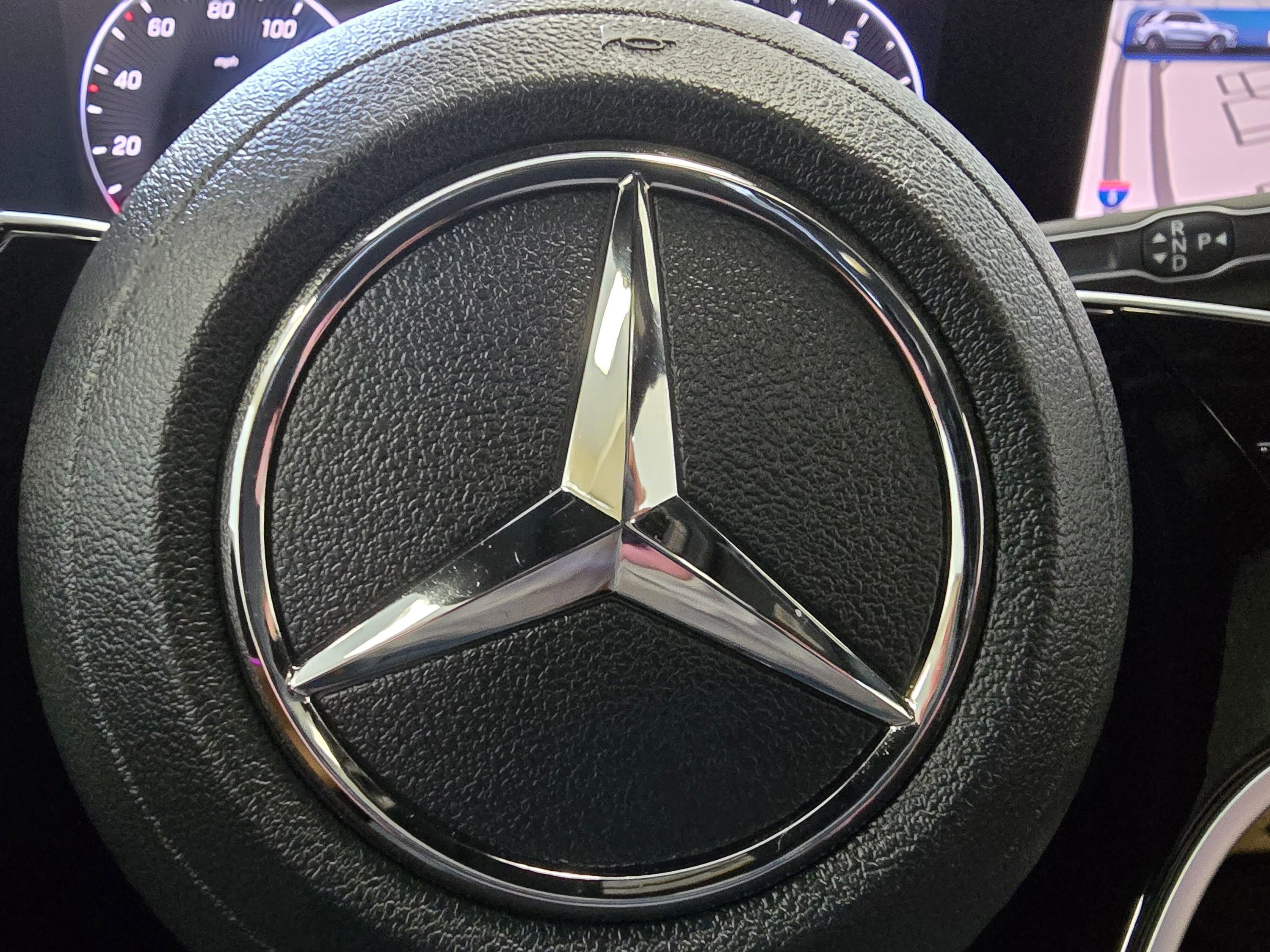 Used 2024 Mercedes-Benz GLE 580 4MATIC image 39