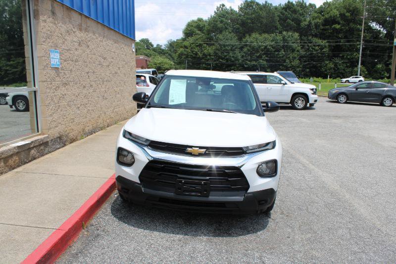 Used 2022 Chevrolet TrailBlazer LS FWD image 2